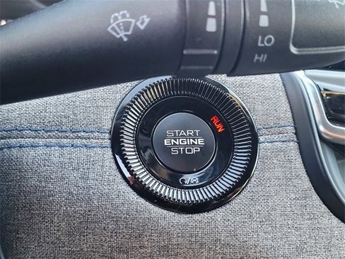 Used 2024 Jeep Compass Latitude image 18