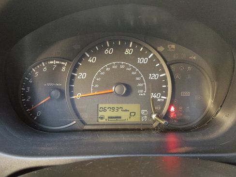 Used 2024 Mitsubishi Mirage ES FWD image 23