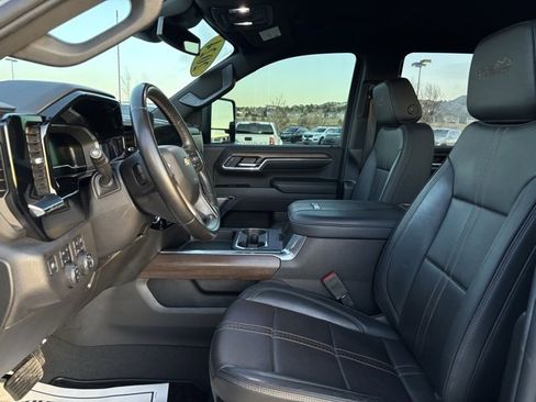 Used 2024 Chevrolet Silverado 3500 High Country w/ Z71 Off-Road Package image 10