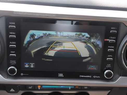 Certified 2022 Toyota Tacoma Limited image 24