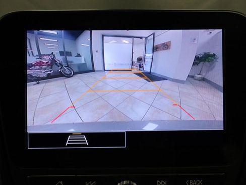 Used 2023 Chevrolet Malibu LT w/ Driver Confidence Package image 14