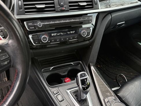 Used 2018 BMW 430i Convertible image 10