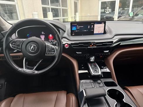 Used 2024 Acura MDX SH-AWD w/ Advance Package image 15