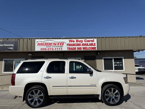 Used 2013 Chevrolet Tahoe LTZ AWD/4WD image 2