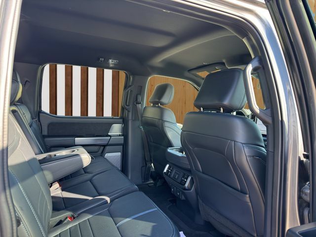 Used 2024 Ford F150 Platinum w/ FX4 Off-Road Package AWD/4WD image 17