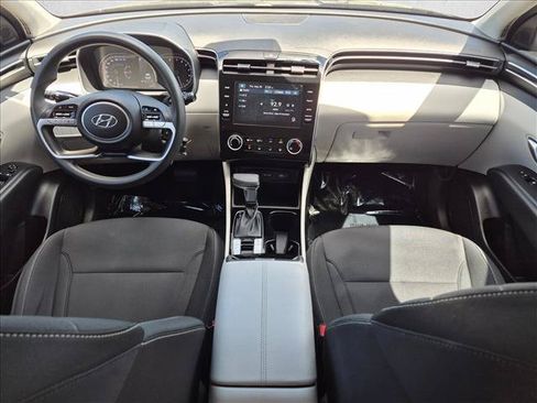 Used 2022 Hyundai Tucson SE FWD image 17