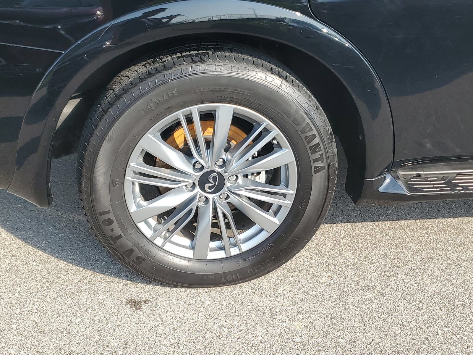 Used 2023 INFINITI QX80 Luxe w/ Cargo Package AWD/4WD image 5