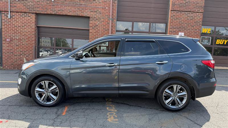 Used 2016 Hyundai Santa Fe SE w/ Option Group 02 AWD/4WD image 4