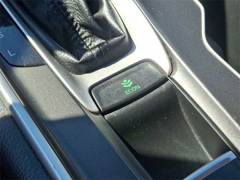 Certified 2020 Honda Accord LX image 23