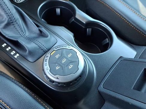 Used 2022 Ford Bronco Badlands image 22