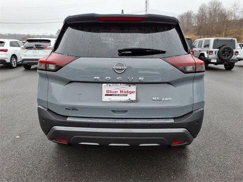 Used 2023 Nissan Rogue SL w/ SL Premium Package image 5