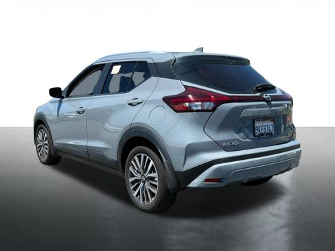 Used 2024 Nissan Kicks SV FWD image 7