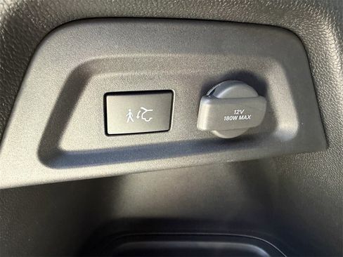 New 2025 Honda Pilot Touring image 10