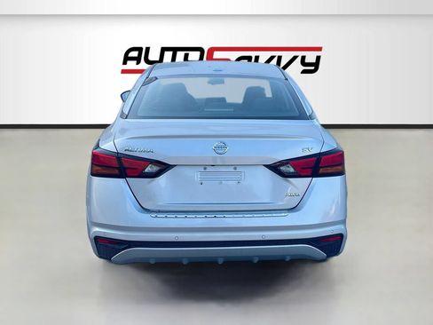 Used 2022 Nissan Altima 2.5 SV AWD/4WD image 6