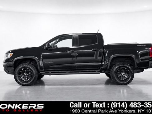 Used 2019 Chevrolet Colorado ZR2 w/ ZR2 Midnight Special Edition AWD/4WD image 11