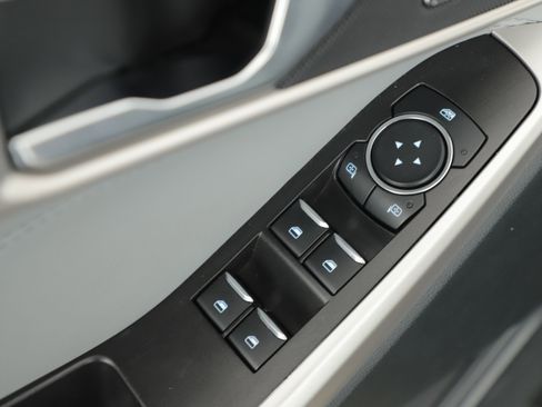 Certified 2024 Ford Explorer XLT w/ Equipment Group 202A image 9