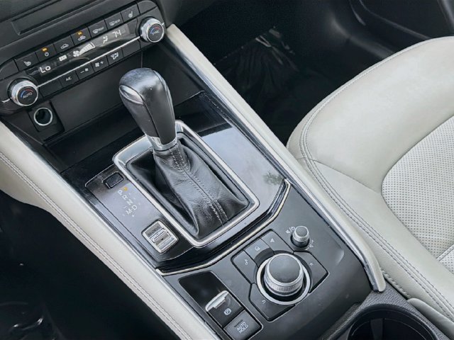 Used 2024 MAZDA CX-5 AWD 2.5 S w/ Premium Package image 16