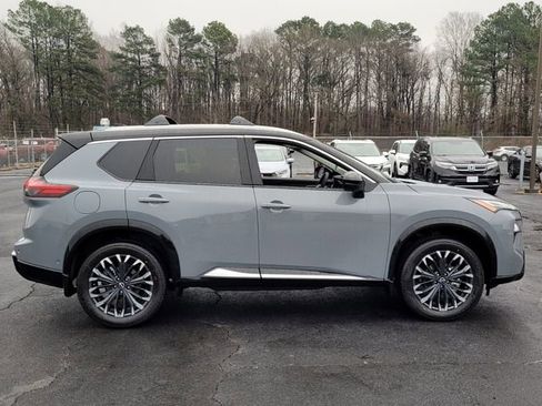 New 2026 Nissan Rogue Platinum w/ Platinum Premium Package AWD/4WD image 2