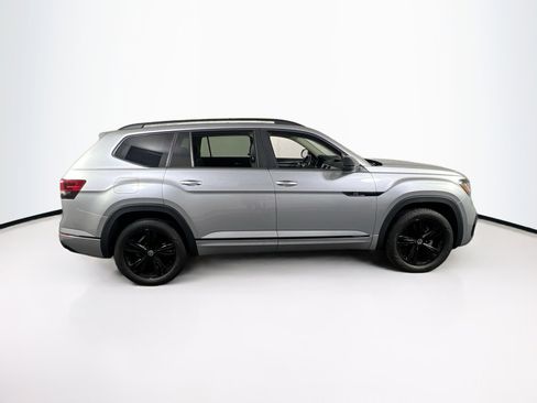 Used 2023 Volkswagen Atlas SEL R-Line image 4