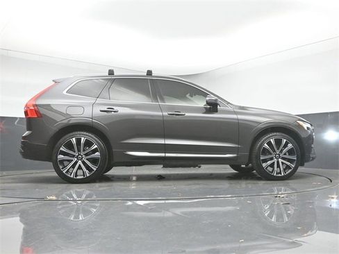 Used 2023 Volvo XC60 B5 Ultimate w/ Protection Package Premier image 44