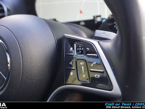 Used 2021 Mercedes-Benz E 350 E 350 4MATIC Sedan image 15