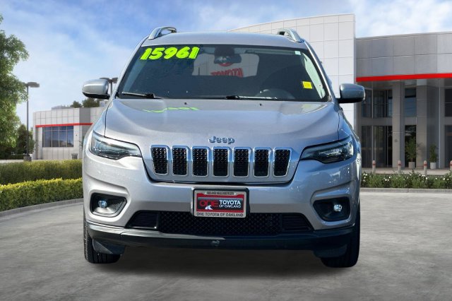 Used 2019 Jeep Cherokee Latitude w/ Popular Appearance Group FWD image 10