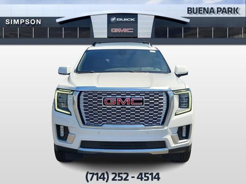 Used 2022 GMC Yukon Denali AWD/4WD image 3