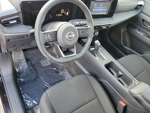 Certified 2025 Nissan Kicks S FWD image 14