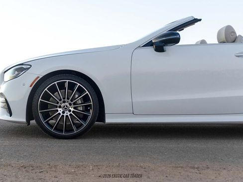 Used 2023 Mercedes-Benz E 450 Cabriolet image 4