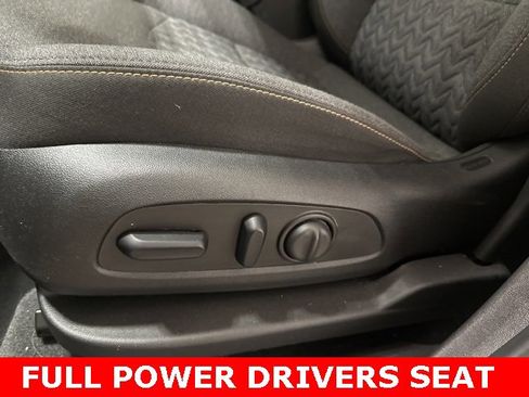 Used 2024 Chevrolet Equinox LT image 8