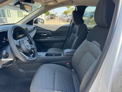 Used 2026 Nissan Kicks SV w/ Cold Weather Package AWD/4WD image 9
