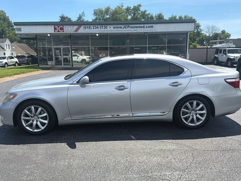 Used 2007 Lexus LS 460 RWD image 8