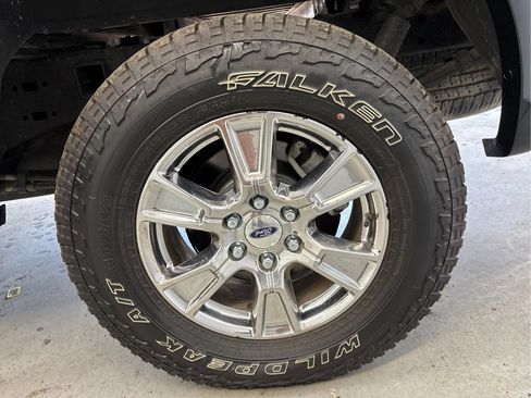 Used 2016 Ford F150 Lariat w/ Equipment Group 502A Luxury AWD/4WD image 28