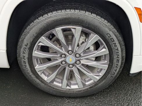 Certified 2023 Chevrolet Traverse Premier image 31