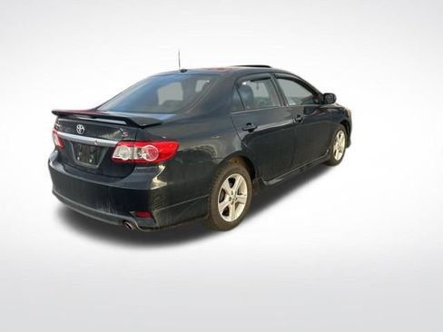 Used 2012 Toyota Corolla S image 5