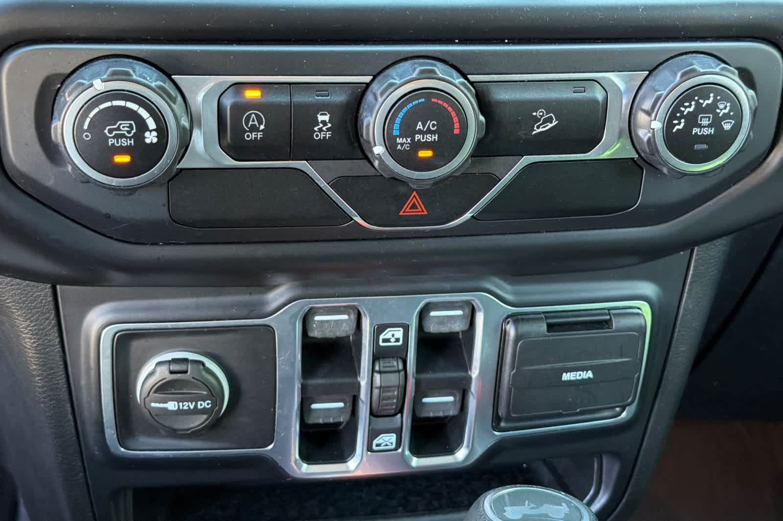 Used 2020 Jeep Wrangler Unlimited Sport S AWD/4WD image 22