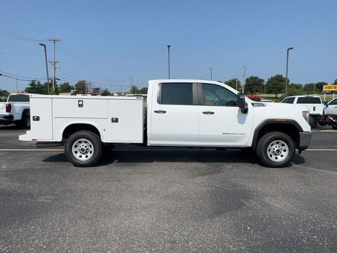 Used 2023 GMC Sierra 3500 Pro w/ Convenience Package AWD/4WD image 1
