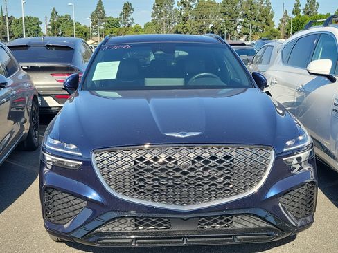 Used 2024 Genesis GV70 2.5T w/ Sport Prestige Package AWD/4WD image 2