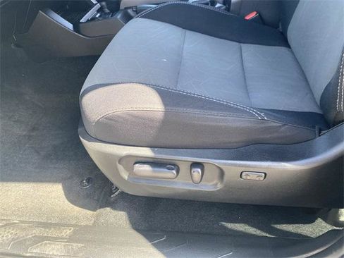Certified 2022 Toyota Tacoma TRD Off-Road w/ Technology Package AWD/4WD image 14