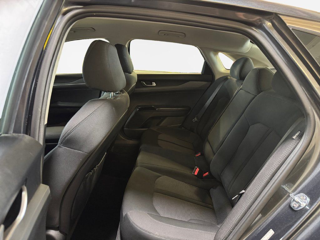 Used 2021 Kia K5 LXS FWD image 24
