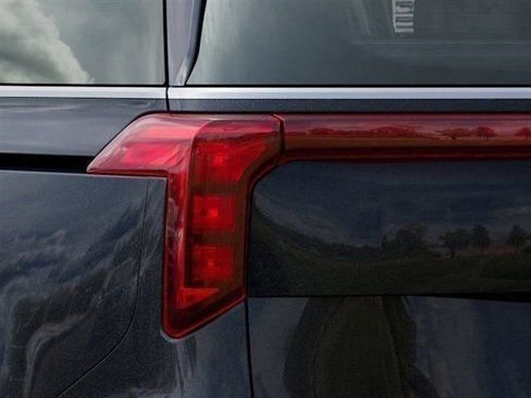 New 2026 Kia Carnival SX FWD image 11