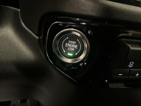 New 2026 Chevrolet Silverado 2500 ZR2 image 21