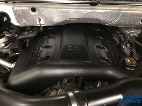 Used 2017 Ford Expedition Limited w/ Equipment Group 301A AWD/4WD image 44