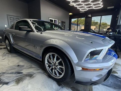 Used 2008 Ford Mustang Shelby GT500 RWD image 18