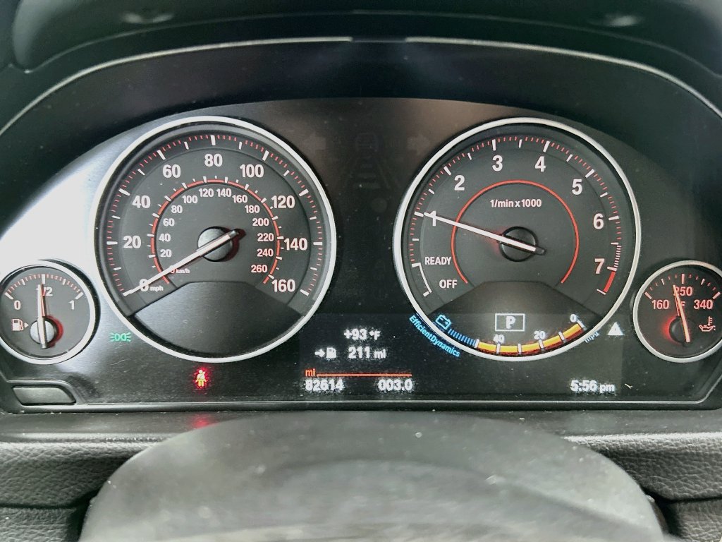 Used 2017 BMW 330i xDrive Sedan AWD/4WD image 33