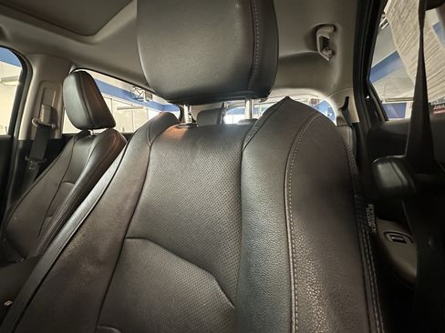 Used 2019 Honda HR-V EX-L image 10