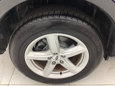 Used 2018 Ford Explorer XLT w/ Equipment Group 201A image 50