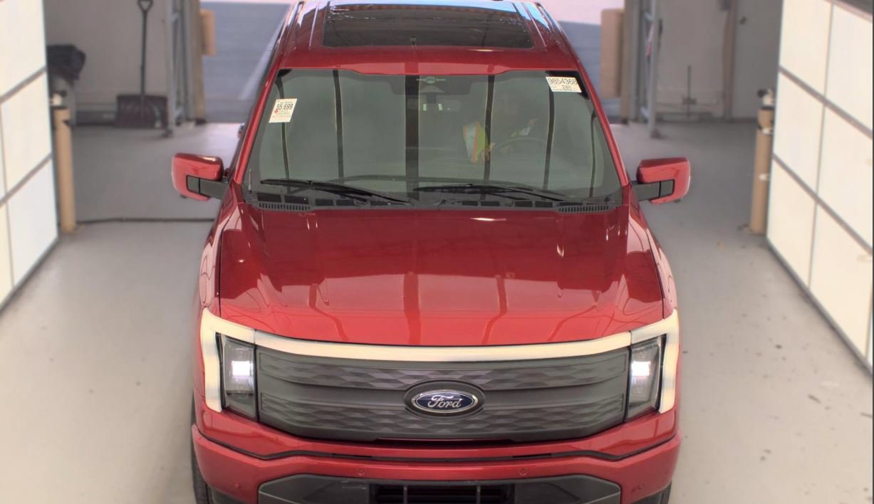 Used 2023 Ford F150 Lightning Lariat w/ Equipment Group 511A High AWD/4WD image 2