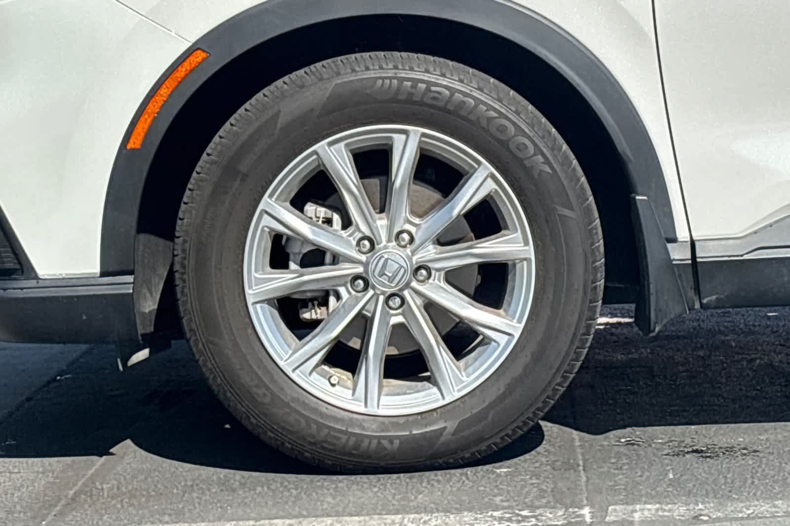 Used 2024 Honda CR-V EX-L image 11