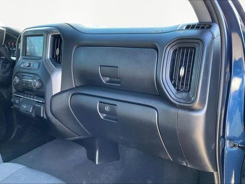 Used 2023 Chevrolet Silverado 2500 Custom w/ Custom Convenience Package image 18